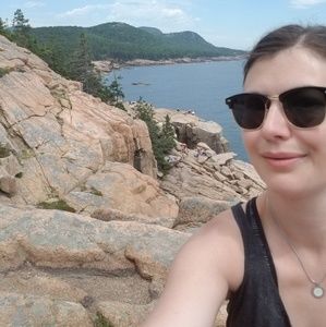 Meet your Posher, Kim